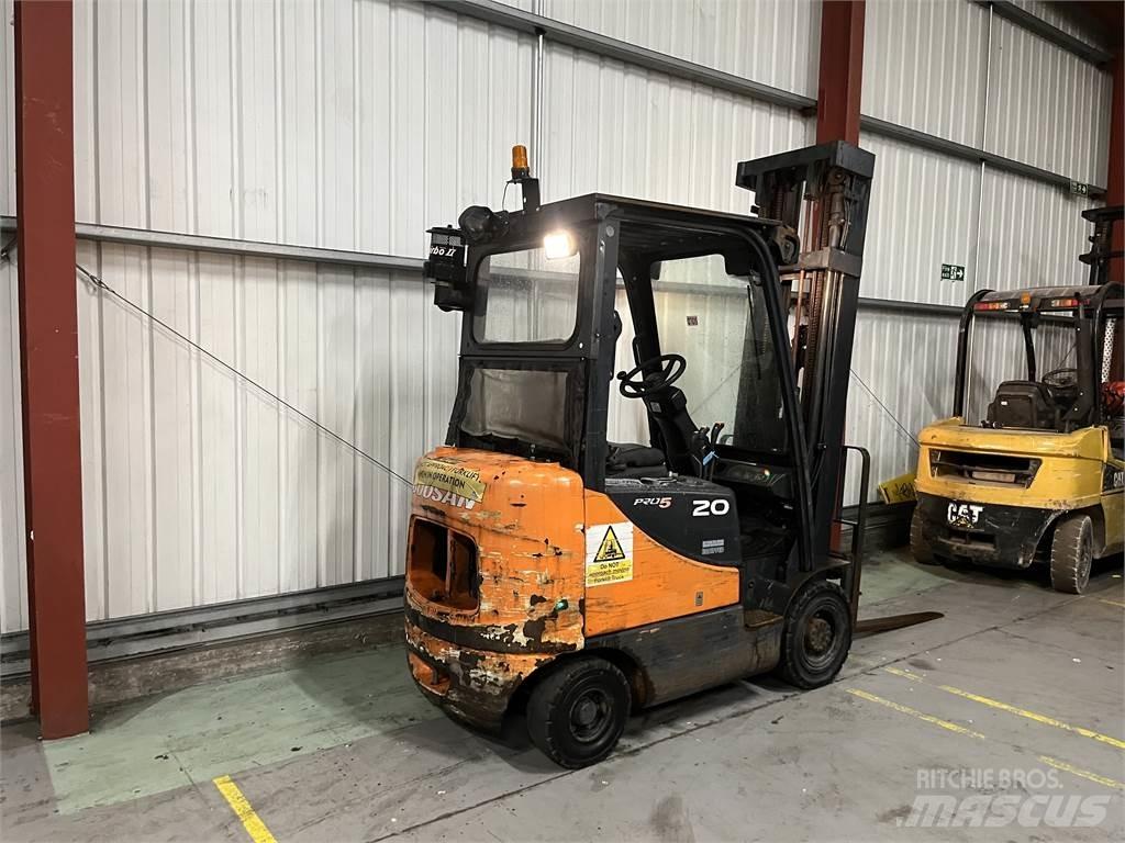 Doosan D20SC-5 Diesel gaffeltrucks