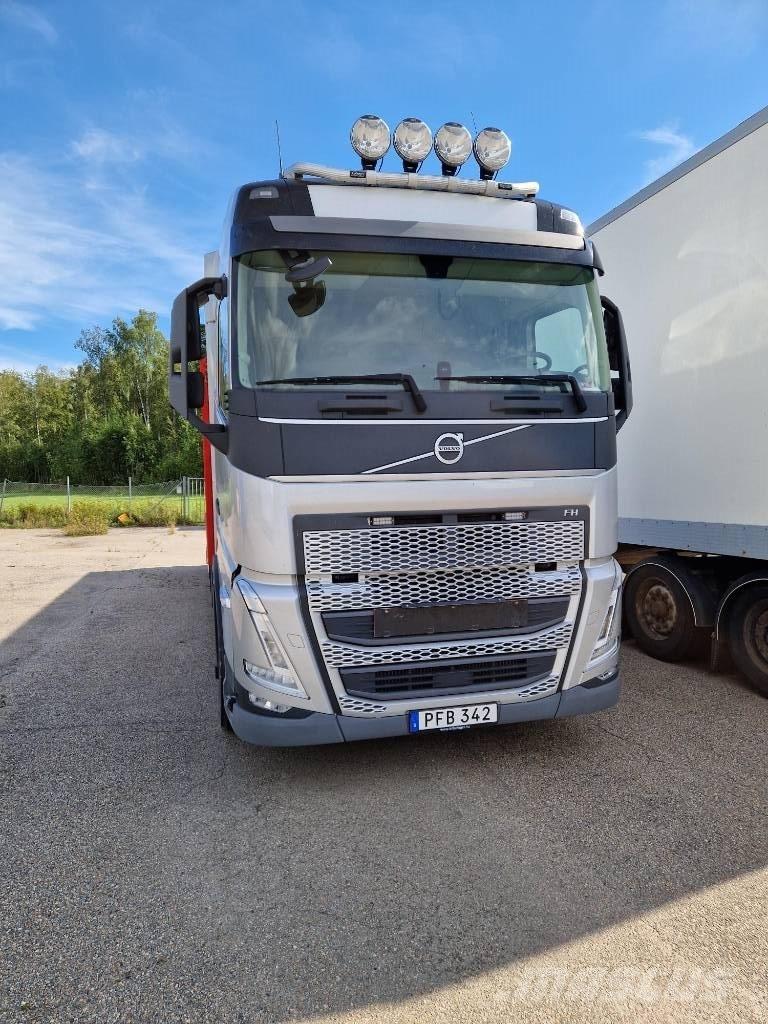 Volvo FH 13 460TC Lastbil med lad/Flatbed