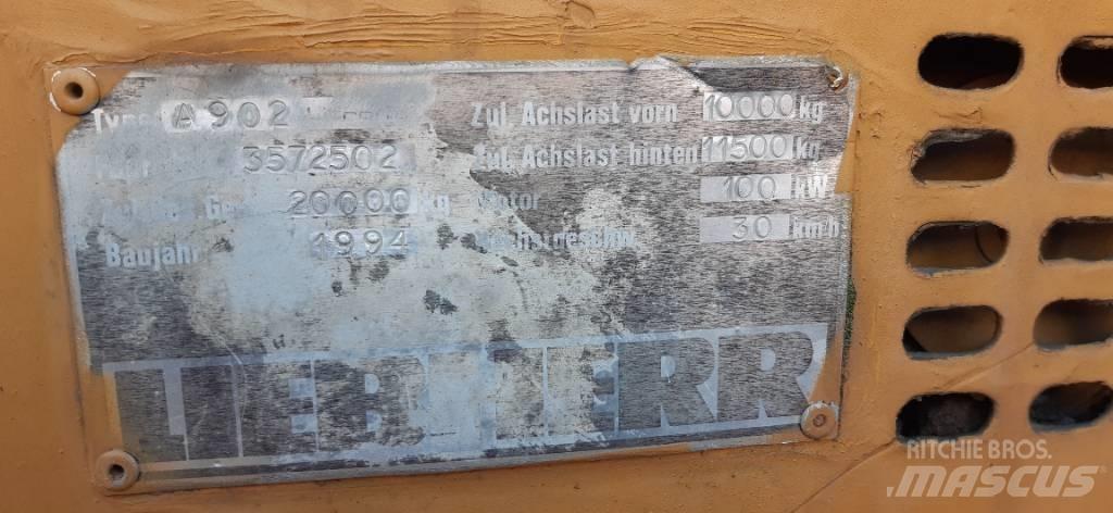 Liebherr A 902 Gravemaskiner på hjul