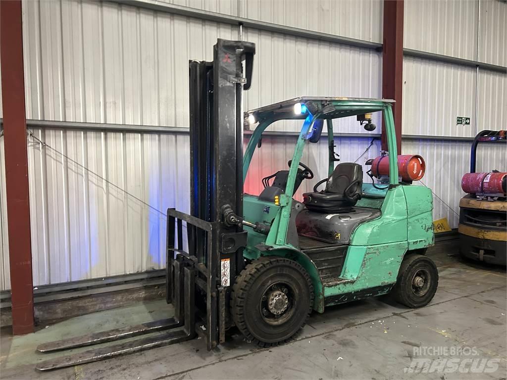 Mitsubishi FG40NT LPG gaffeltrucks