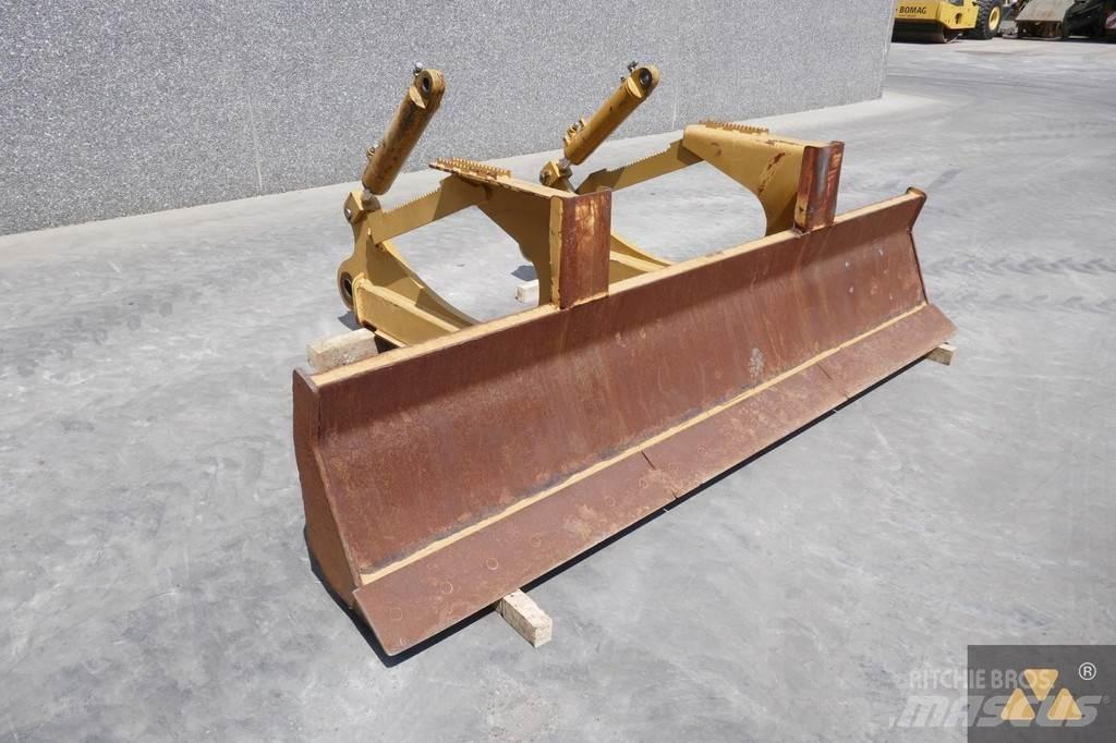 CAT Skidder blade Klinger