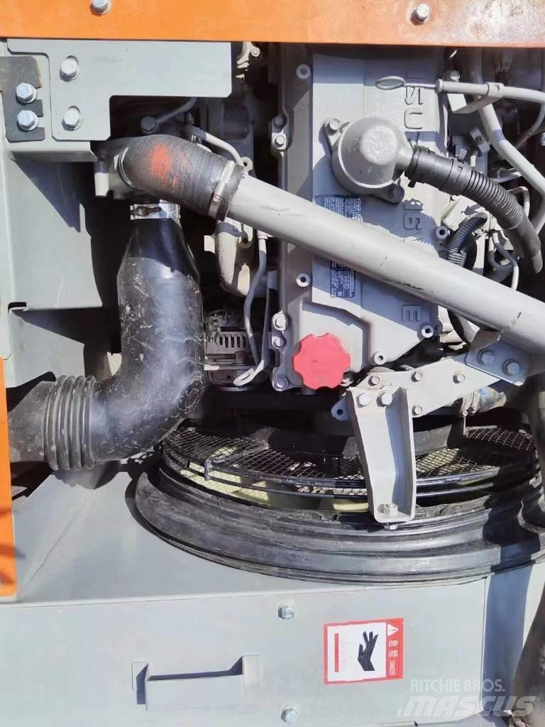 Hitachi Zaxis 200 LC Gravemaskiner på larvebånd