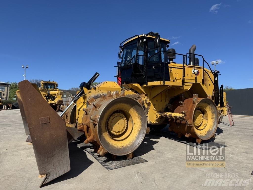CAT 826 K Affaldskompaktorer