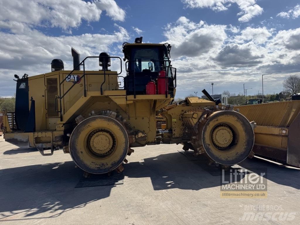 CAT 826 K Affaldskompaktorer
