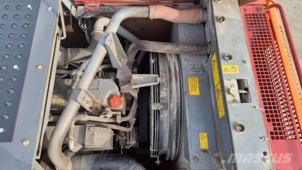 Hitachi ZX 350 LC-5B Gravemaskiner på larvebånd