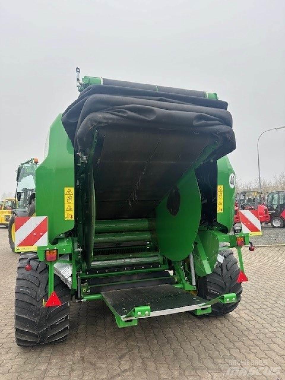 John Deere V461R Rundballe-pressere