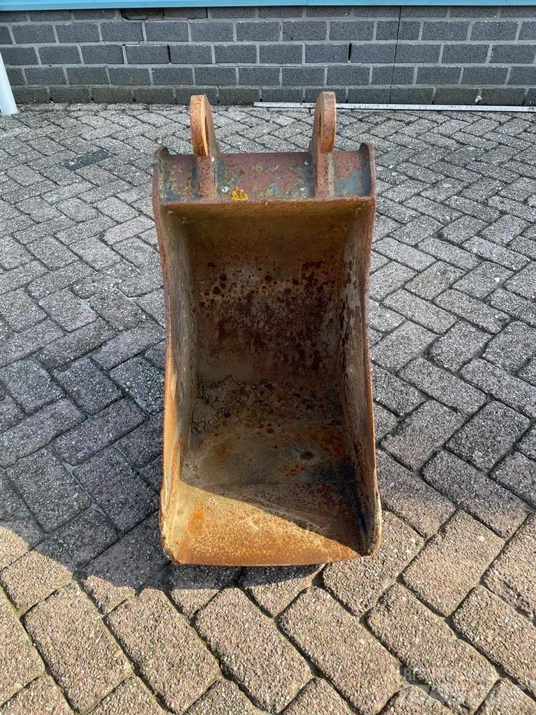 Eurosteel sleuvenbak Skovle