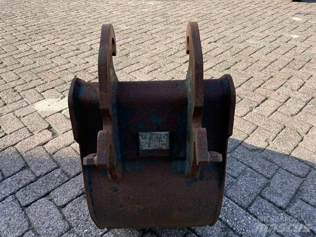 Eurosteel sleuvenbak Skovle