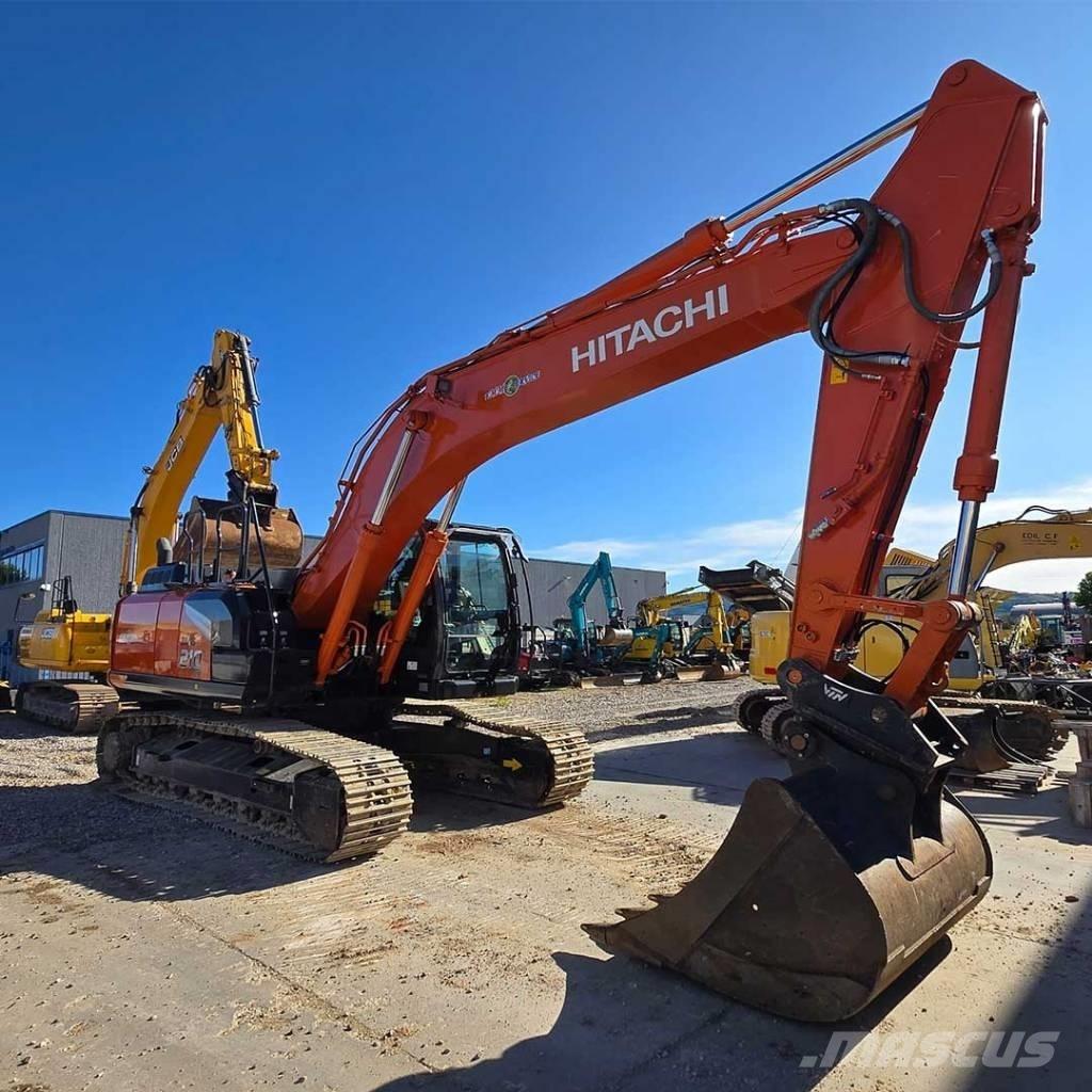 Hitachi ZX210LCN-7 Trucks - Andet
