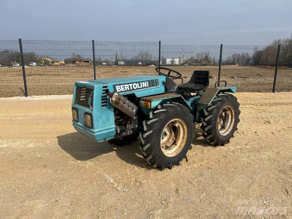 Bertolini 2033 Traktorer