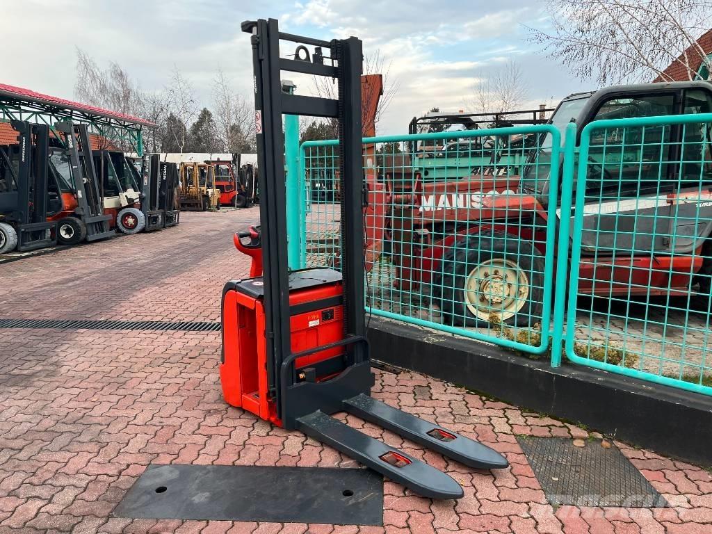 Linde L 14 V-3816 Selvkørende stablere
