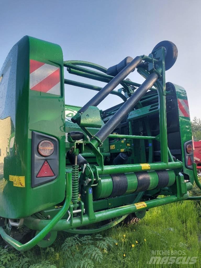 McHale Fusion 4 Rundballe-pressere
