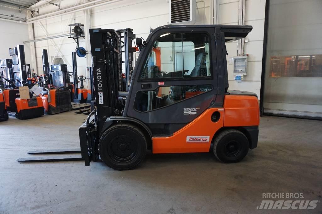 Toyota 06-8FDJ35F Diesel gaffeltrucks