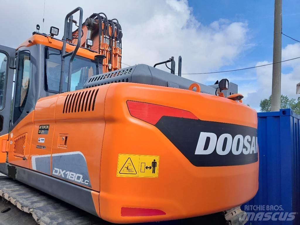 Doosan DX180LC-5 Gravemaskiner på larvebånd