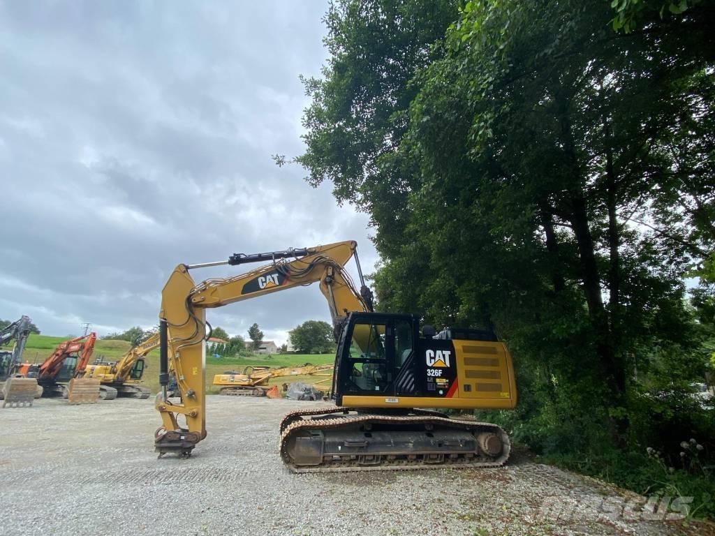 CAT 326 F Gravemaskiner på larvebånd