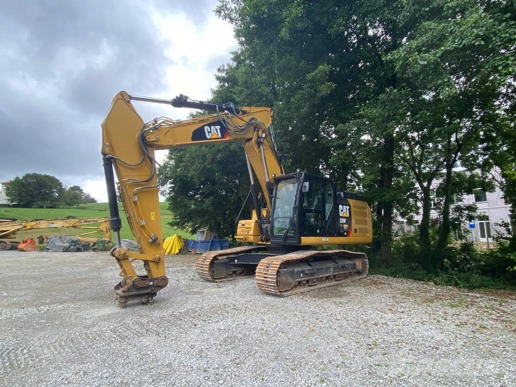 CAT 326 F Gravemaskiner på larvebånd