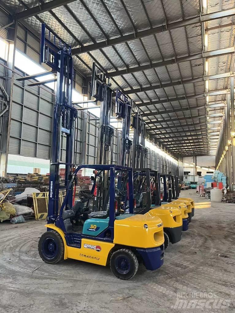 Komatsu FD 30 T-17 Diesel gaffeltrucks