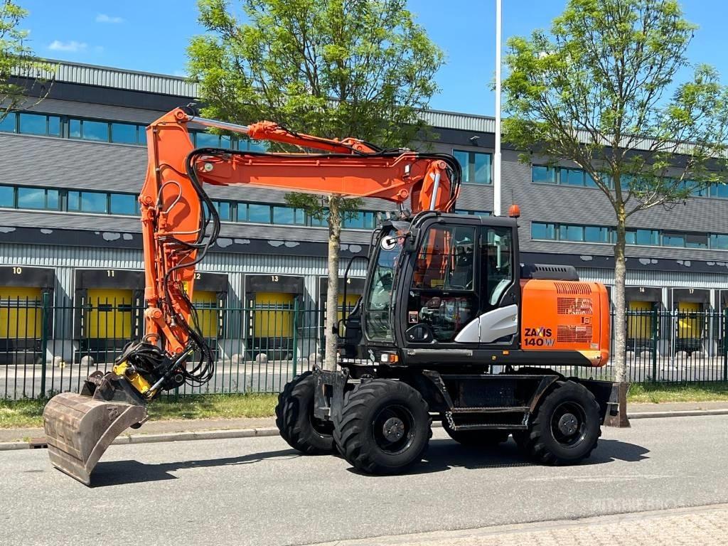 Hitachi ZX 140 W-5 Gravemaskiner på hjul