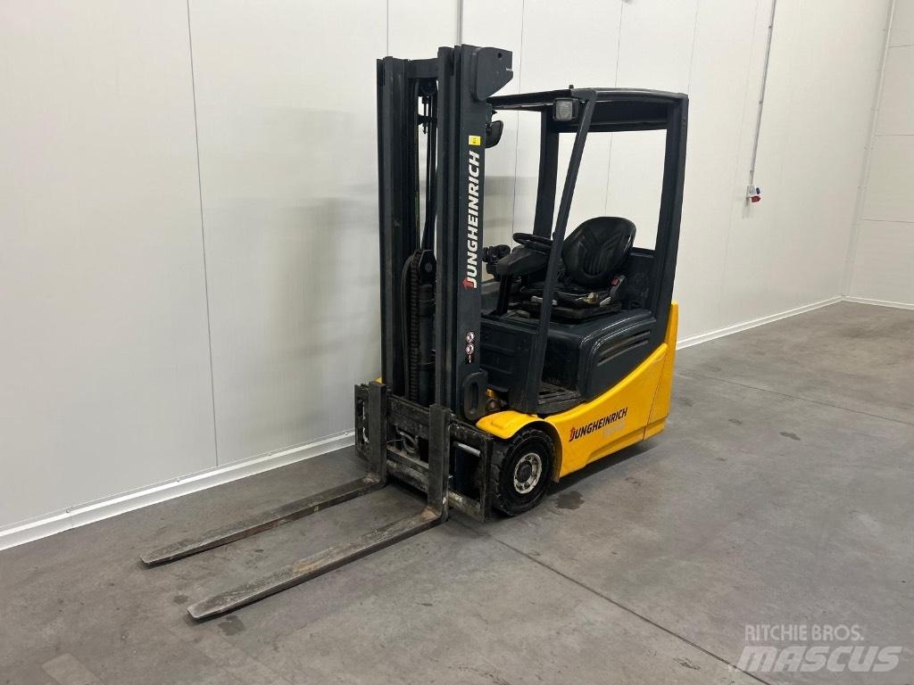 Jungheinrich EFG 215 El gaffeltrucks