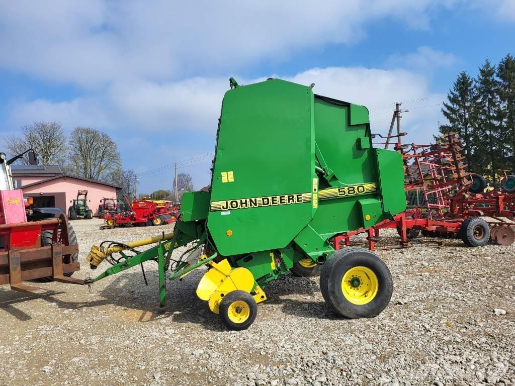 John Deere 580 Rundballe-pressere