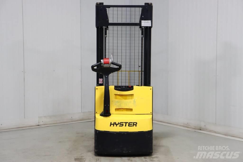 Hyster S 1.2 Gaffelstabler med gående fører