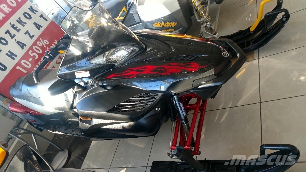 Yamaha Apex 1000 Snescootere