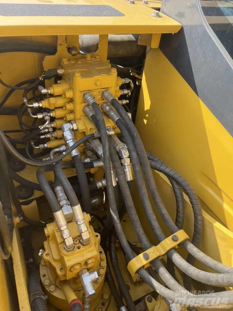 Komatsu PC 130-8 Midi-gravemaskiner 7t - 12t