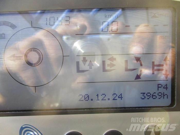 Still FM X20 Reachtruck
