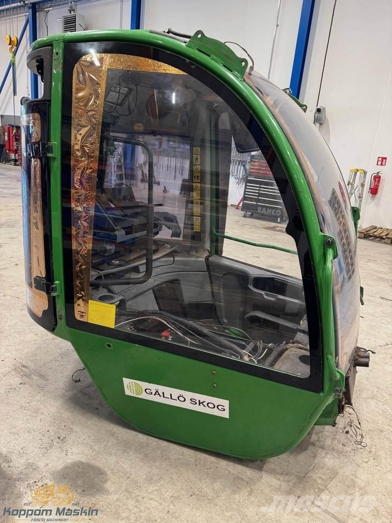 John Deere 1270E Kabiner og interiør