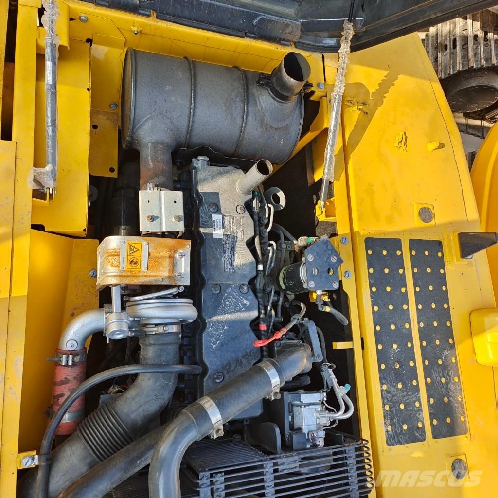 Komatsu PC 220-8 Gravemaskiner på larvebånd