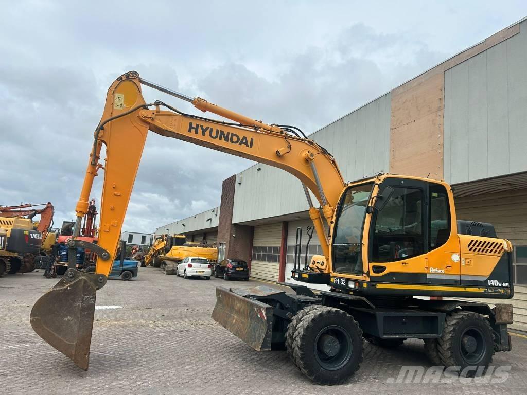 Hyundai 140W-9A Gravemaskiner på hjul