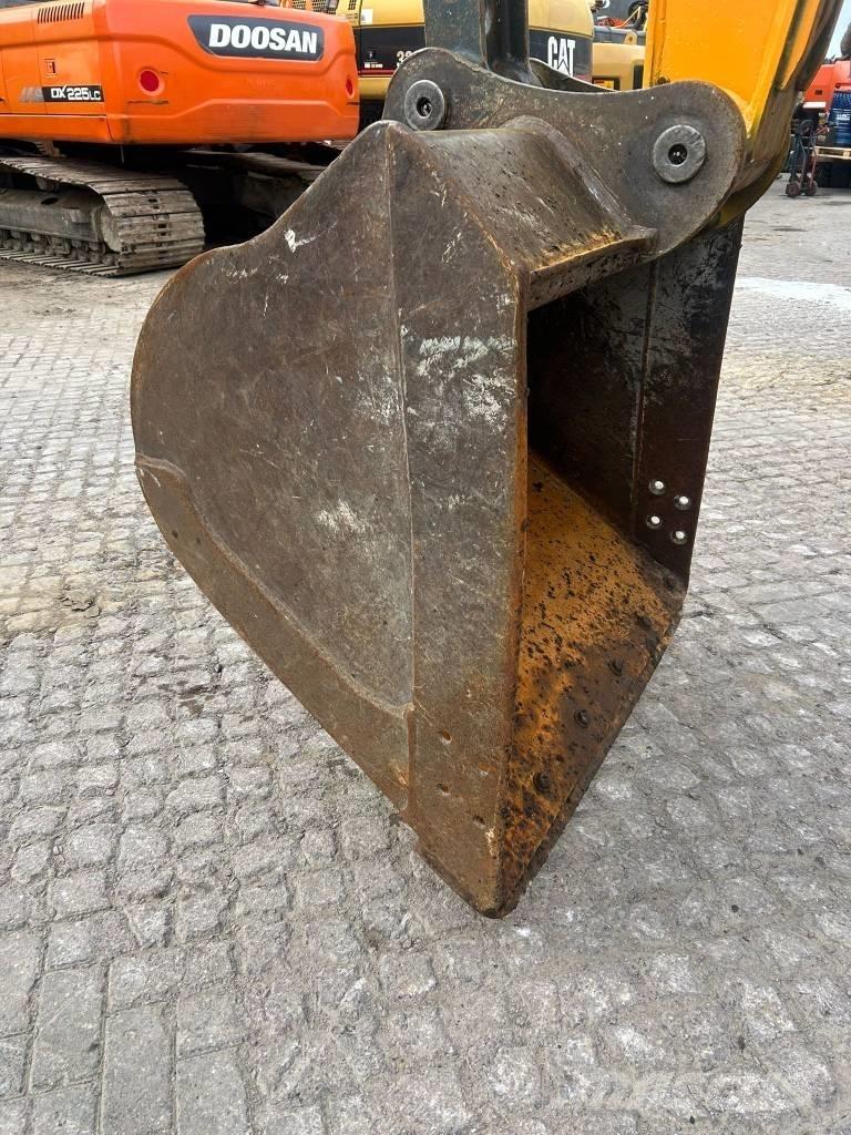 Hyundai 140W-9A Gravemaskiner på hjul
