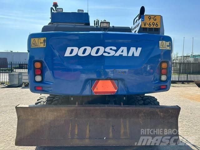 Doosan DX 170 W Gravemaskiner på hjul