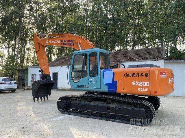 Hitachi EX200 Gravemaskiner på larvebånd