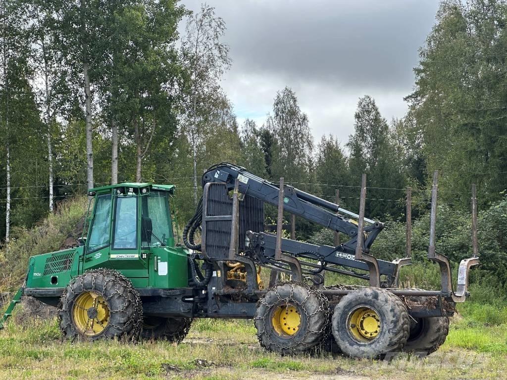 John Deere 1110 D Udkørselsmaskiner