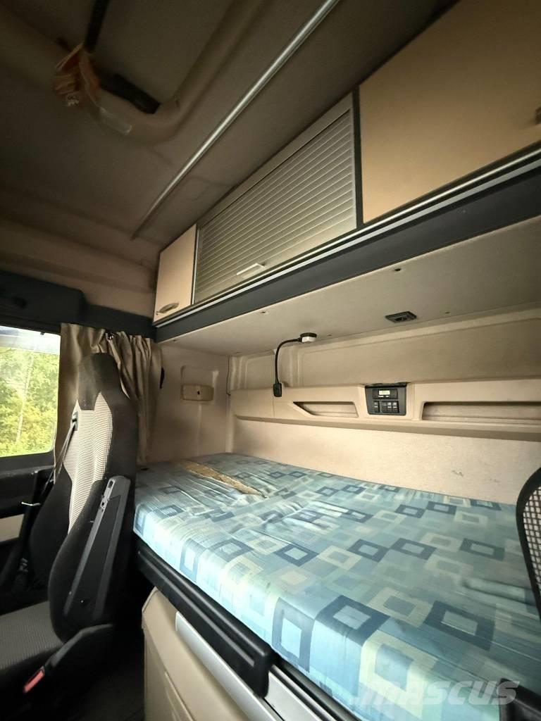 MAN TGX 32.580 Flatbed lastbiler med spil