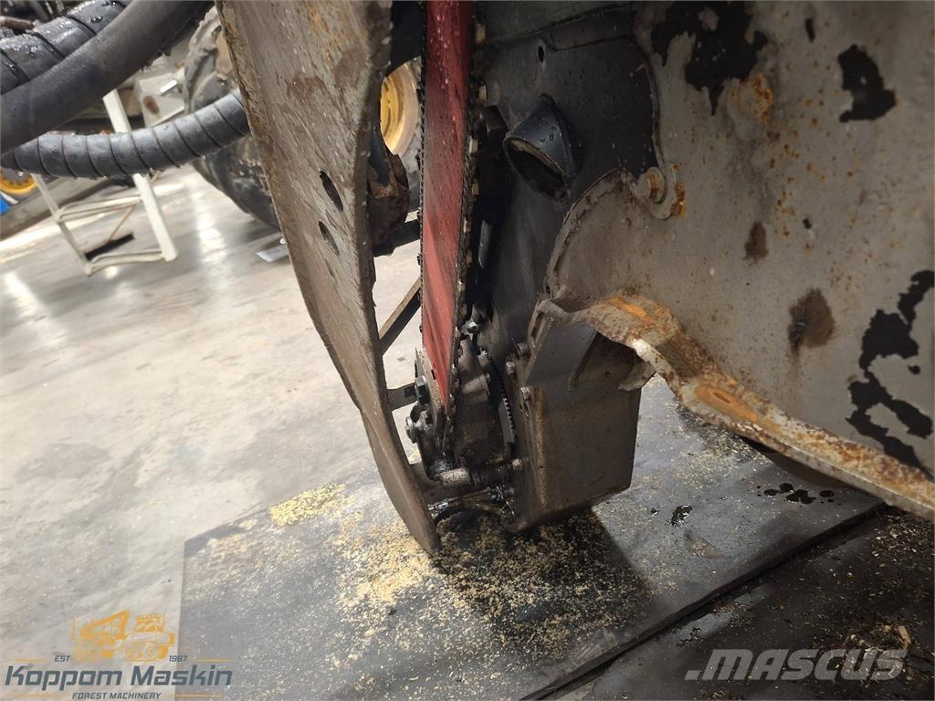 Komatsu C124 Skæreborde