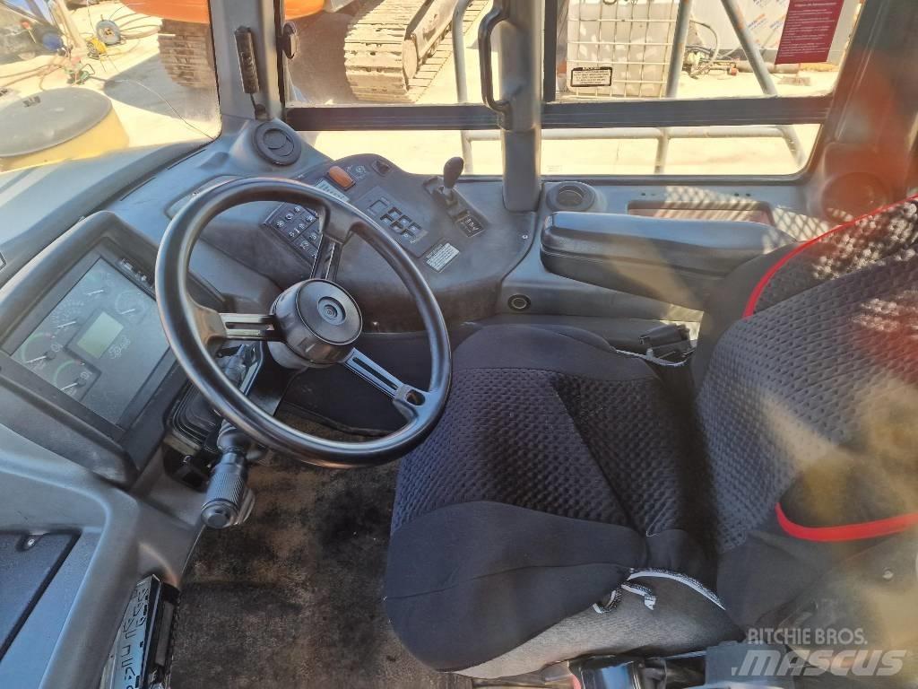 Bell B35D 6x6 Terrængående lastbiler