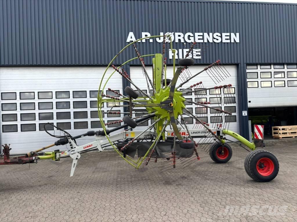 CLAAS Liner 2900 River og høvendere
