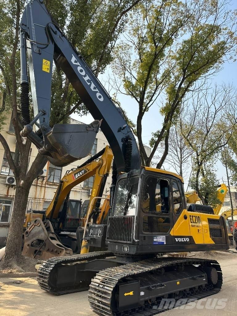 Volvo EC 210 Gravemaskiner på larvebånd