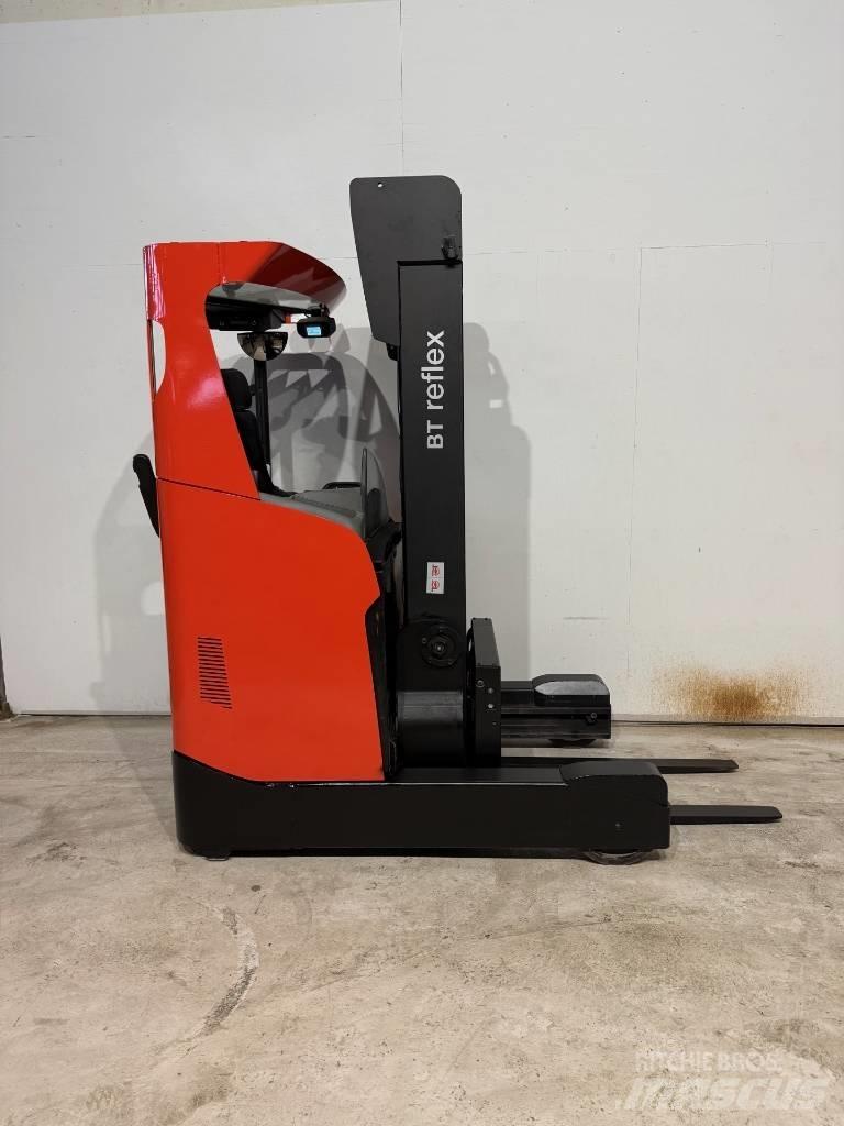Toyota truck RRE200H Reachtruck