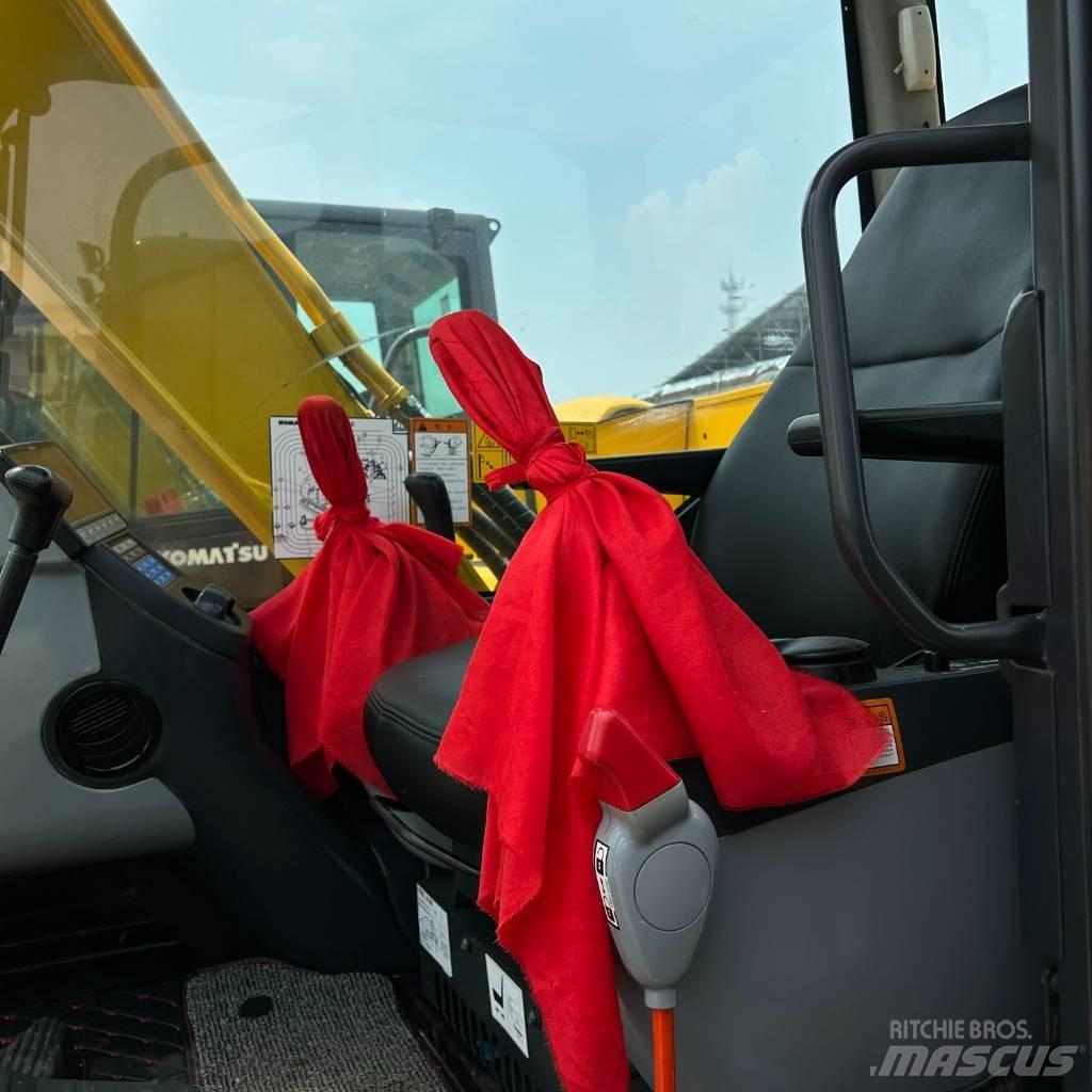 Komatsu 60-8 Gravemaskiner på larvebånd