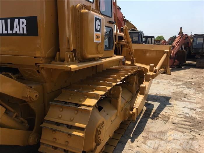 CAT D 6 D Bulldozer på larvebånd