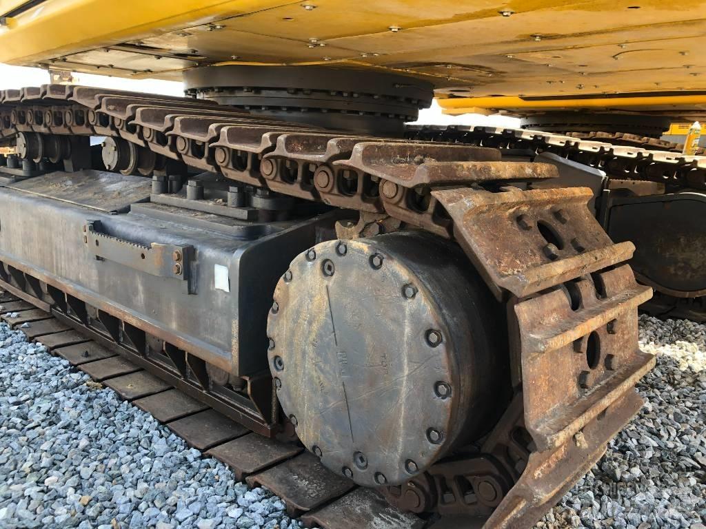 Komatsu 450 Gravemaskiner på larvebånd