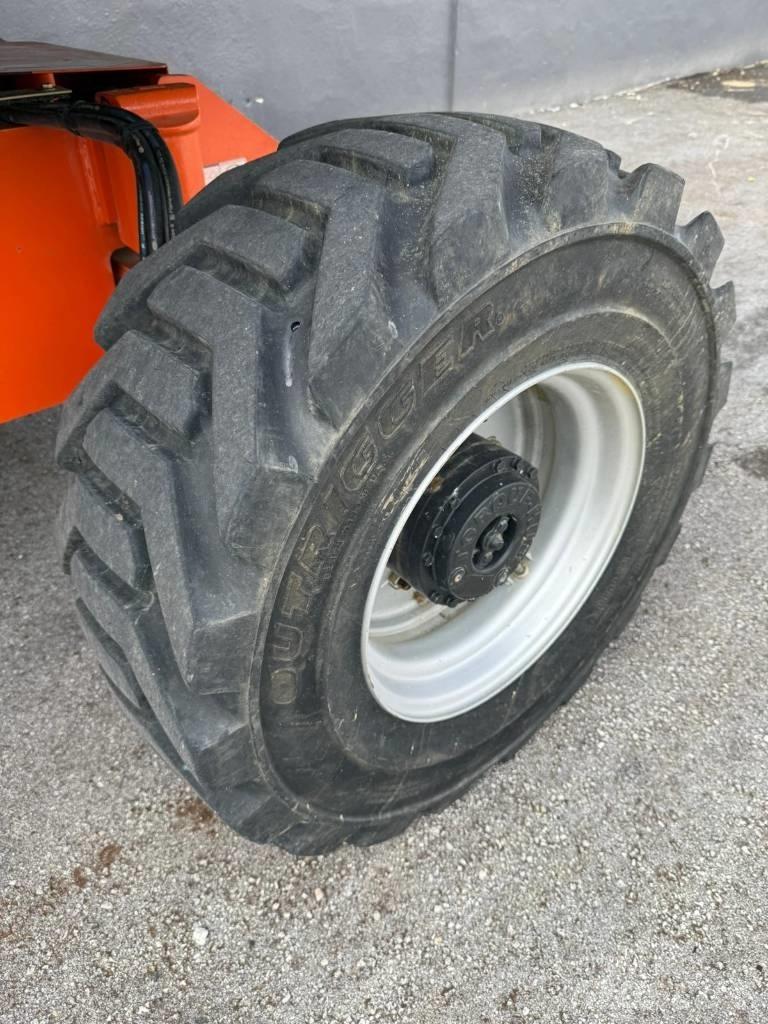 JLG 460 SJ Teleskoplifte