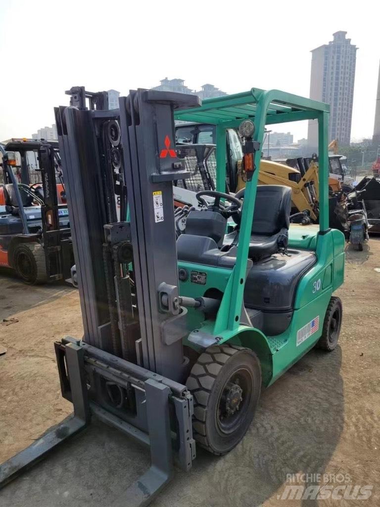 Mitsubishi FD30 Diesel gaffeltrucks