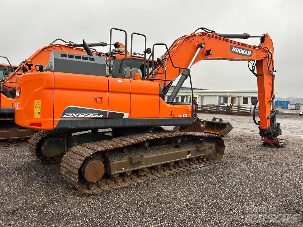 Doosan DX 235 LC-5 Gravemaskiner på larvebånd
