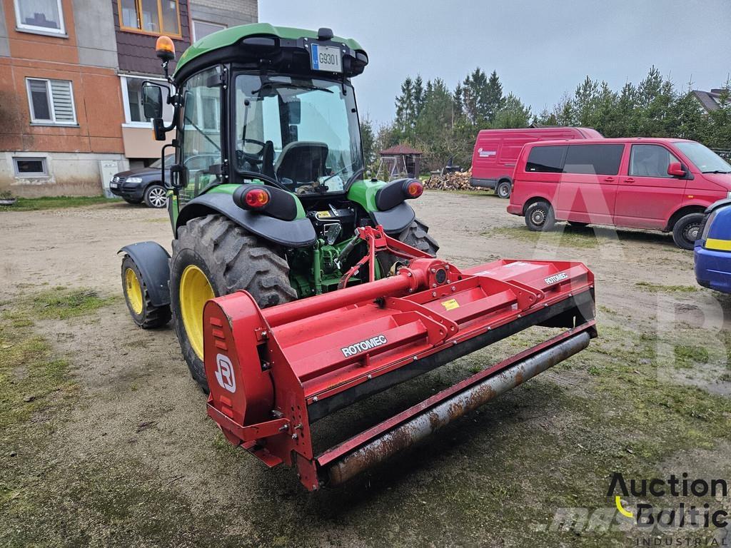 John Deere 4066 R Traktorer