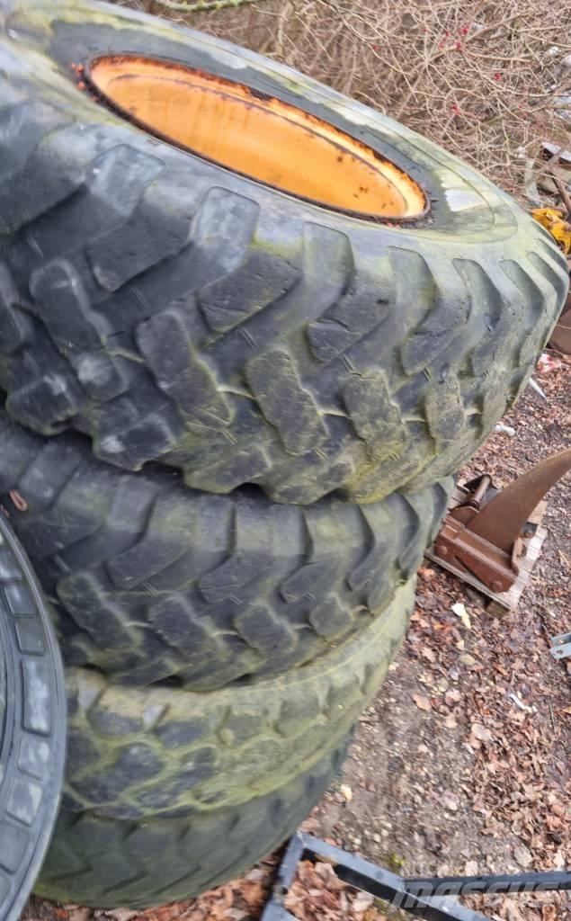  Dæk og fælg Case 721 Læssemaskiner på hjul