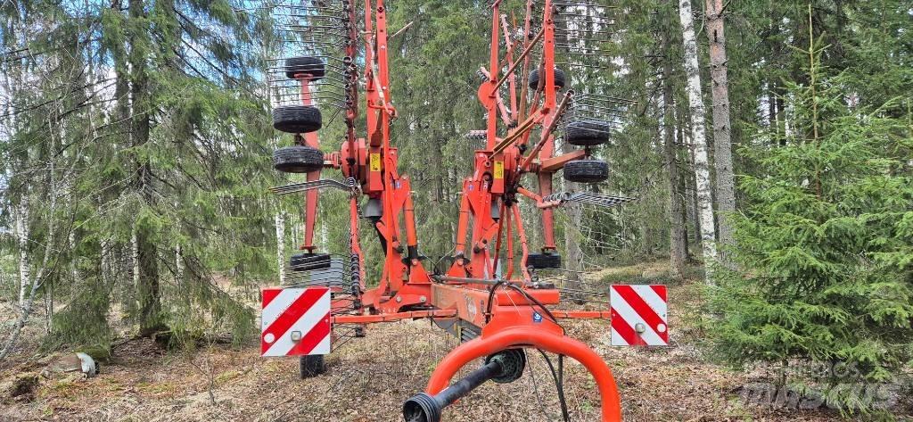 Kuhn GA 8121 Hømaskiner